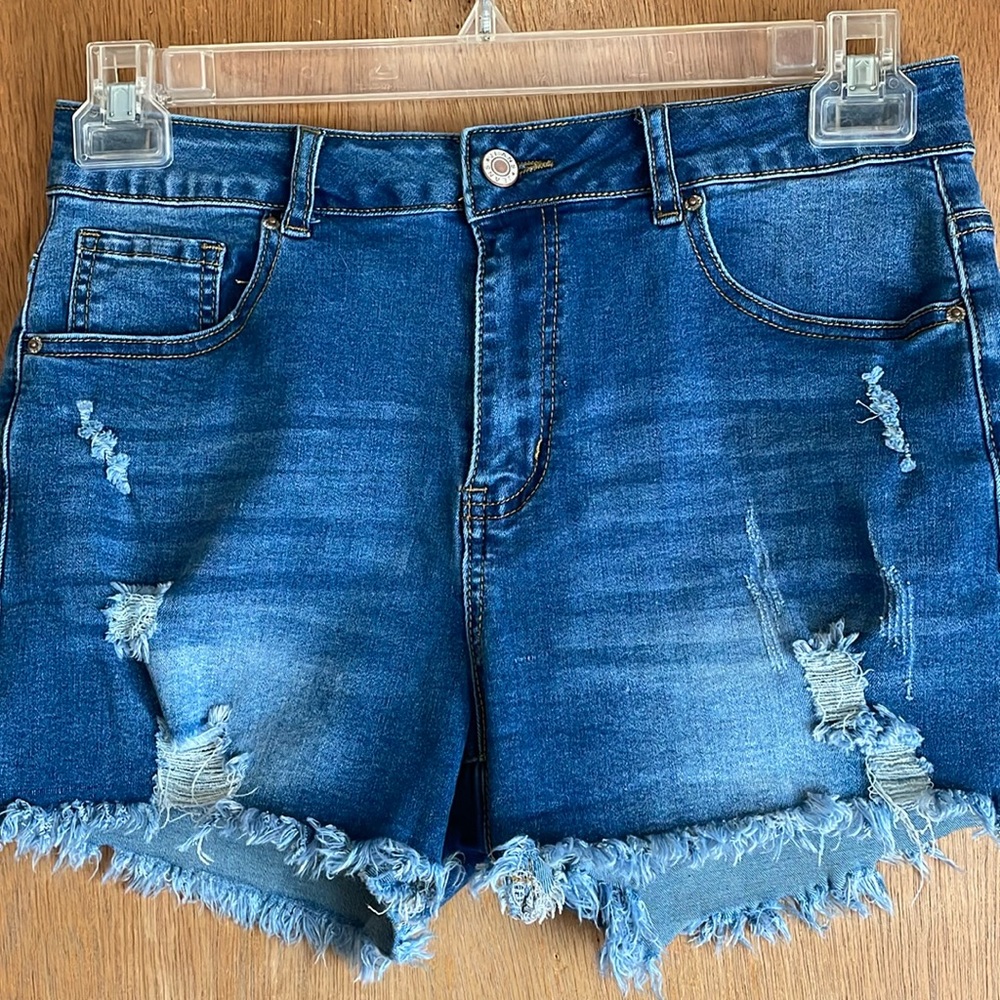 Sz L Cut-Off Jean Shorts